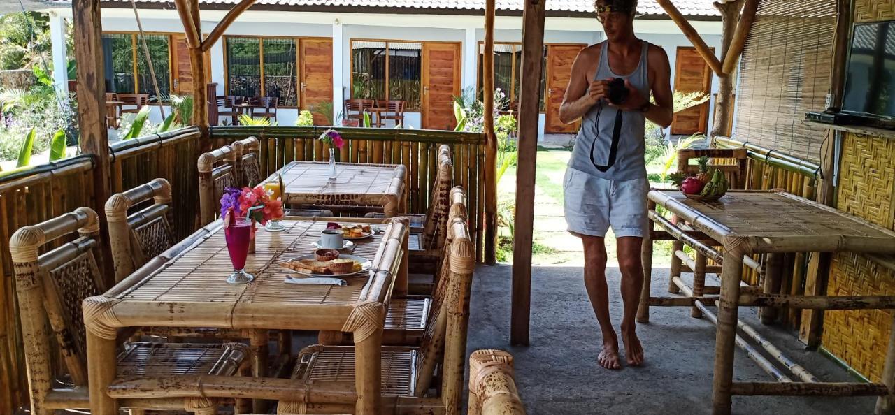Elisa Homestay Areguling Kuta  Luaran gambar