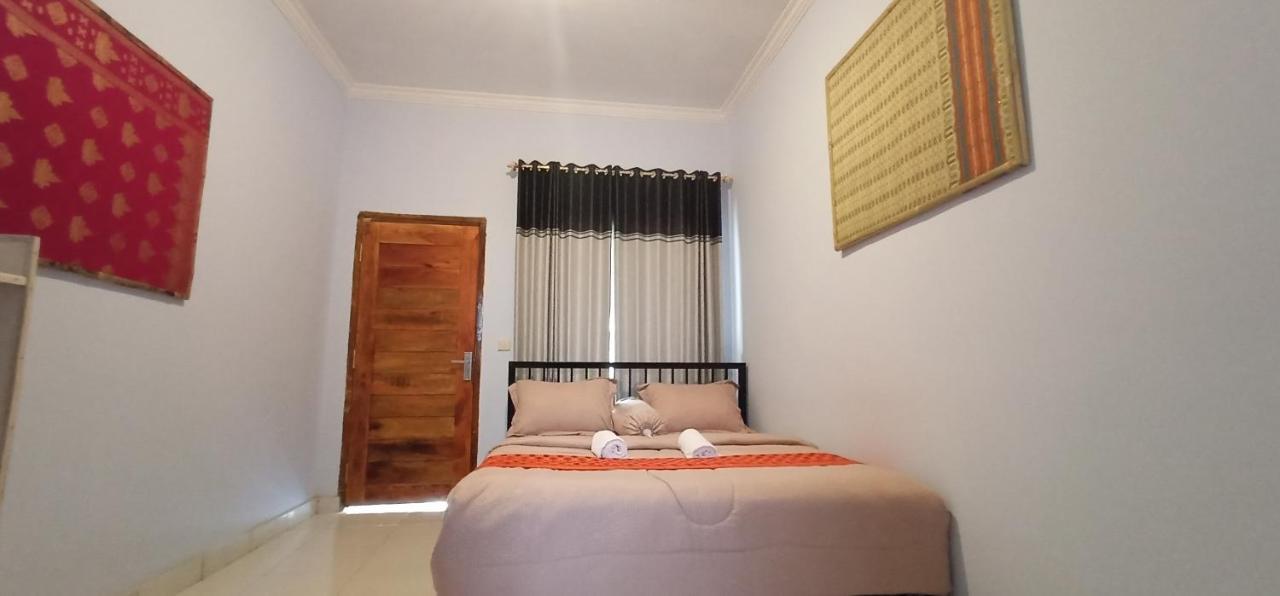 Elisa Homestay Areguling Kuta  Luaran gambar